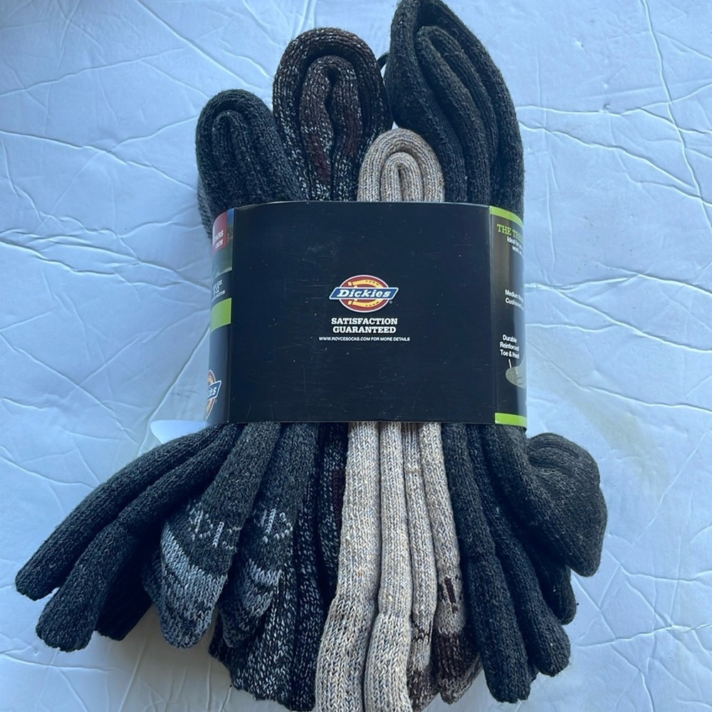 Dickies Mens Socks The Trekker Performance Outdoor 4 Pair Shoe size 6-12 - Picture 2 of 5